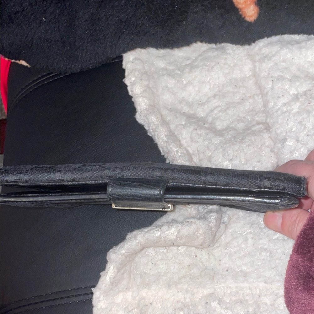 Gucci Black Monogram Wallet W/ COA certified 🌸🌺 - Picture 15 of 16